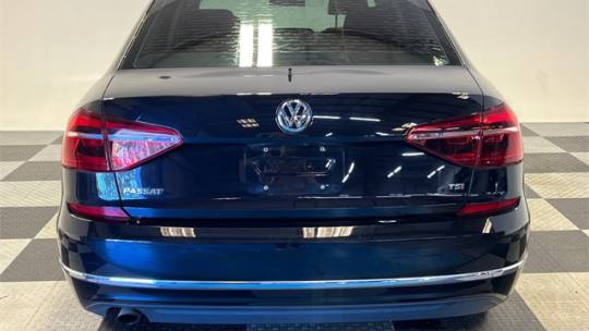 2019 Volkswagen Passat (North America and China)