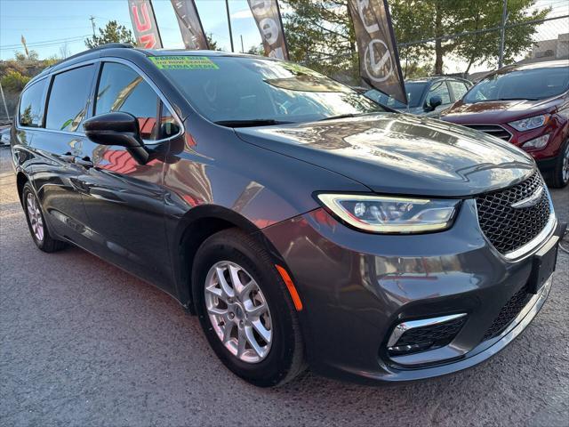 2022 chrysler pacifica touring l