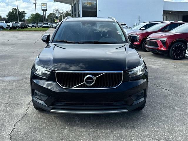 2022 volvo xc40 t4 momentum