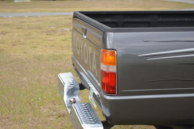 1988 toyota tacoma 4x4 pickup