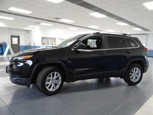 used 2017 jeep cherokee 4wd latitude stoughton, wi 53589 for sale in stoughton, wisconsin