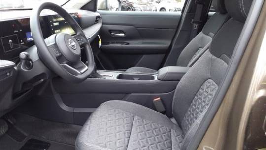 2025 Nissan Kicks