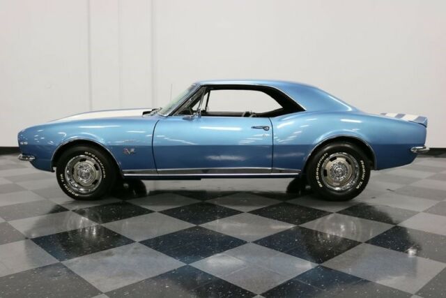 454 big block w/ 4 speed manual! ps/b with front disc, very cool 1st gen camaro!