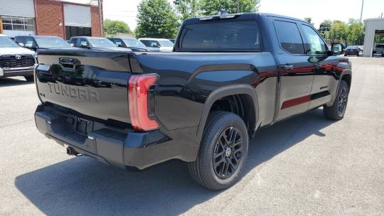 new 2024 toyota tundra limited crewmax 6.5' bed 4wd