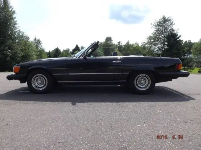 1981 merc benz 380sl convertable 2 dr. 86,500 miles
