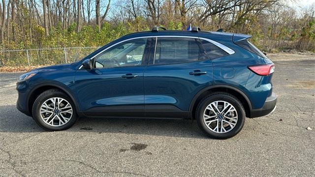 2020 ford escape sel