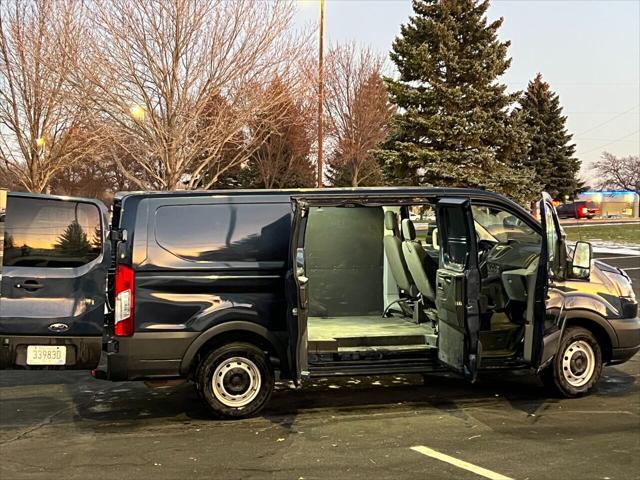 2019 ford transit-150 base