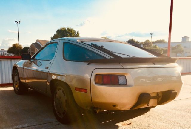 no reserve- weissach #176 porsche 928