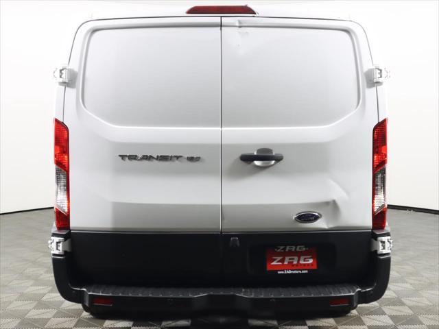 2016 ford transit-150 base