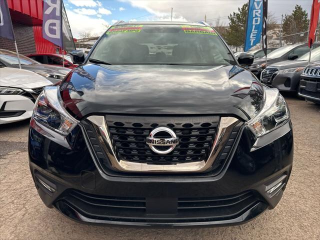 2020 nissan kicks sr