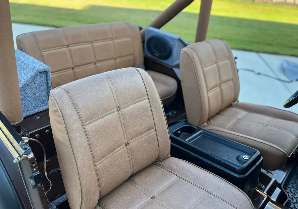 1979 jeep cj-7 manual fwd suv 121,600 miles levi seats m/t wheels