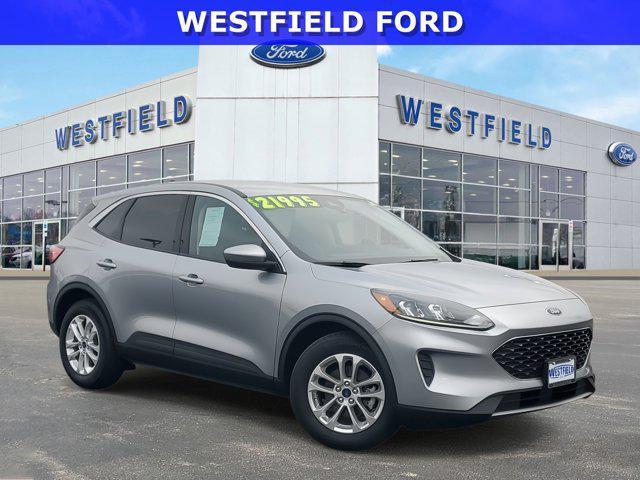 2021 ford escape se