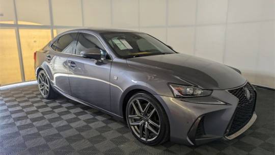 2020 Lexus IS