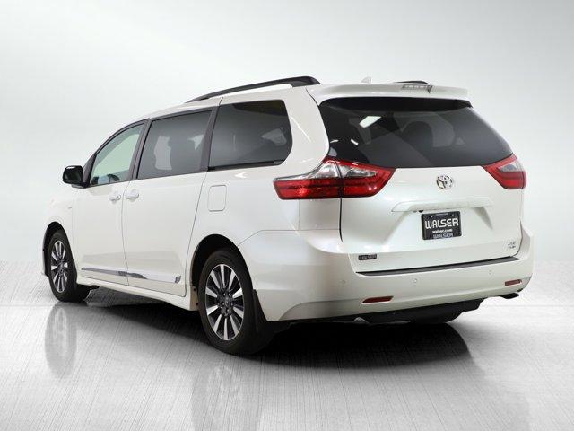 2020 toyota sienna xle
