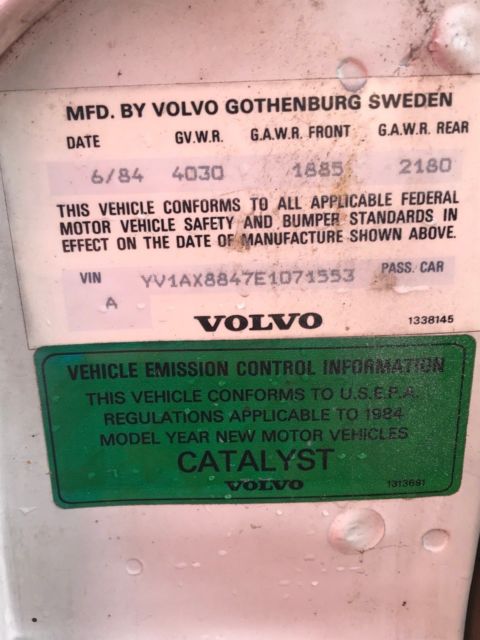 1984 volvo 244 dl (excellent condtion)