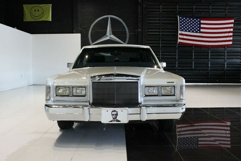 1988 lincon town car