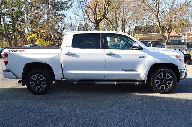 2017 toyota tundra limited