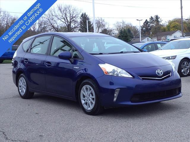 2012 toyota prius v five