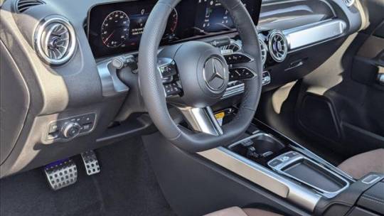 2025 Mercedes-Benz GLB