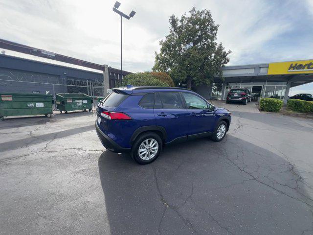 2023 toyota corolla cross le