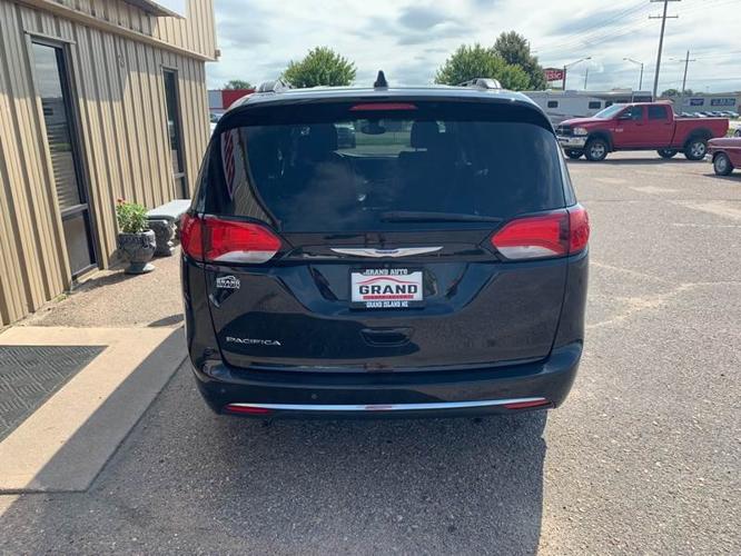 used 2017 chrysler pacifica touring-l grand island, ne 68803 for sale in grand island, nebraska