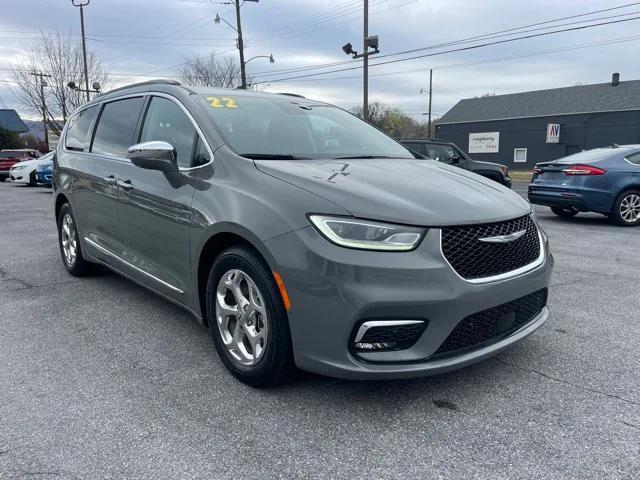 2022 chrysler pacifica limited