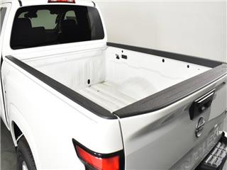 2024 Nissan Navara (Frontier) sv