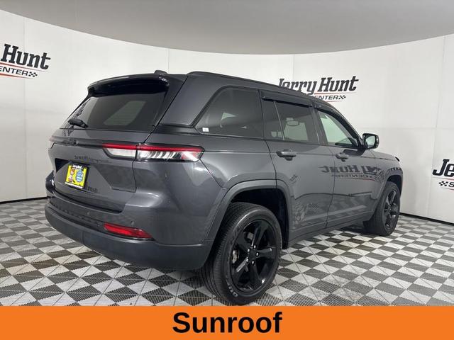 2023 jeep grand cherokee altitude