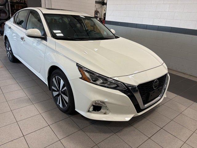 2022 nissan altima 2.5 sv