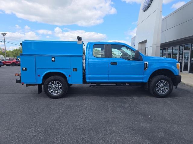 2017 ford f-250 xl
