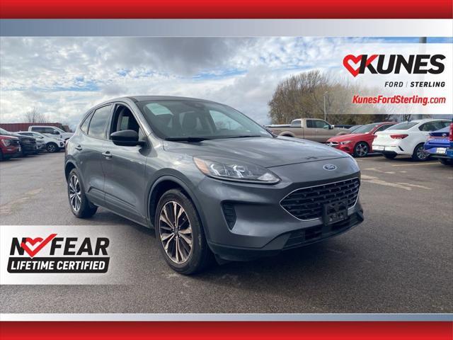 2021 ford escape se