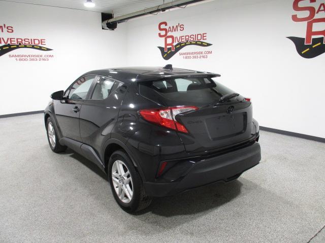 2020 toyota c-hr le