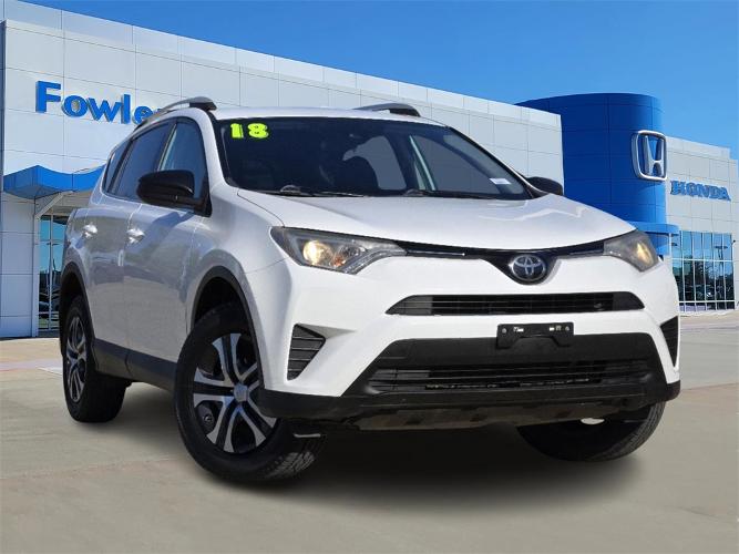 used 2018 toyota rav4 le