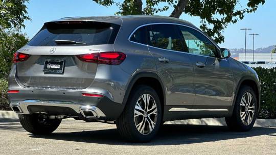 2025 Mercedes-Benz GLA