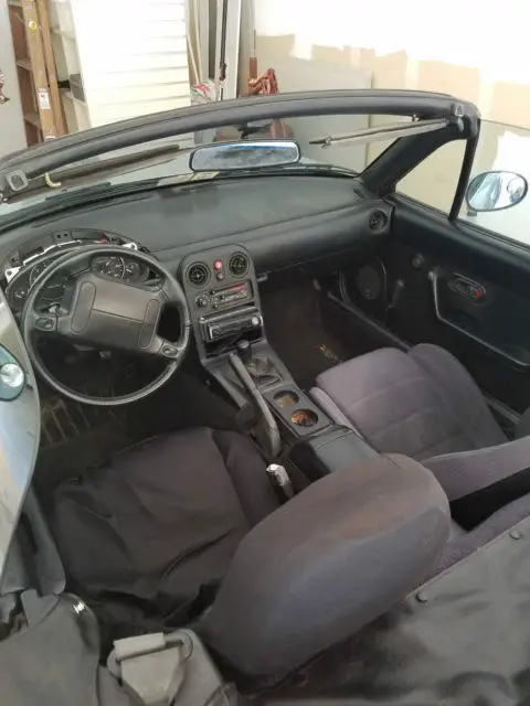 1991 miata - 5 speed, reliable, includes new soft top