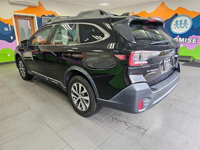 2020 subaru outback base