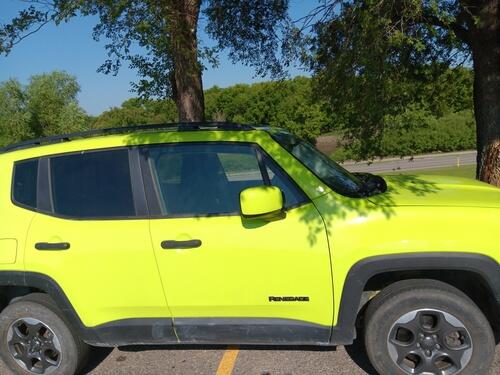 2017 renegade sport 4x4 drive great