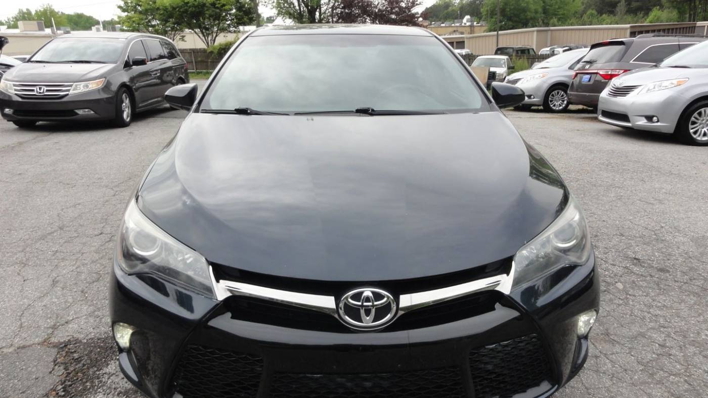 2015 toyota camry xse