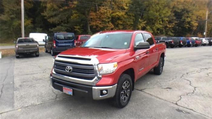 2014 toyota tundra sr5 4x4 sr5 4dr crewmax cab pickup sb (5.7l v8 for sale in west minster, vermont