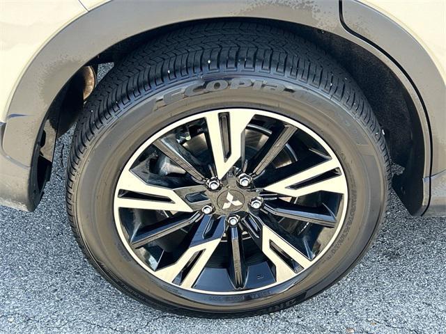 2024 mitsubishi eclipse cross se