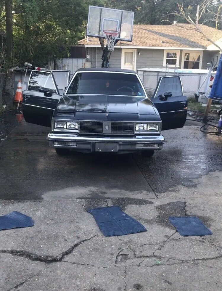 1985 oldsmobile cutlass supreme sedan blue rwd automatic