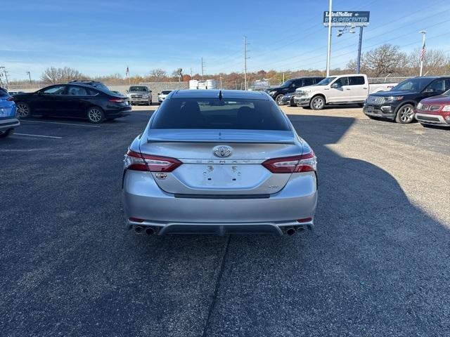 2020 toyota camry xse v6