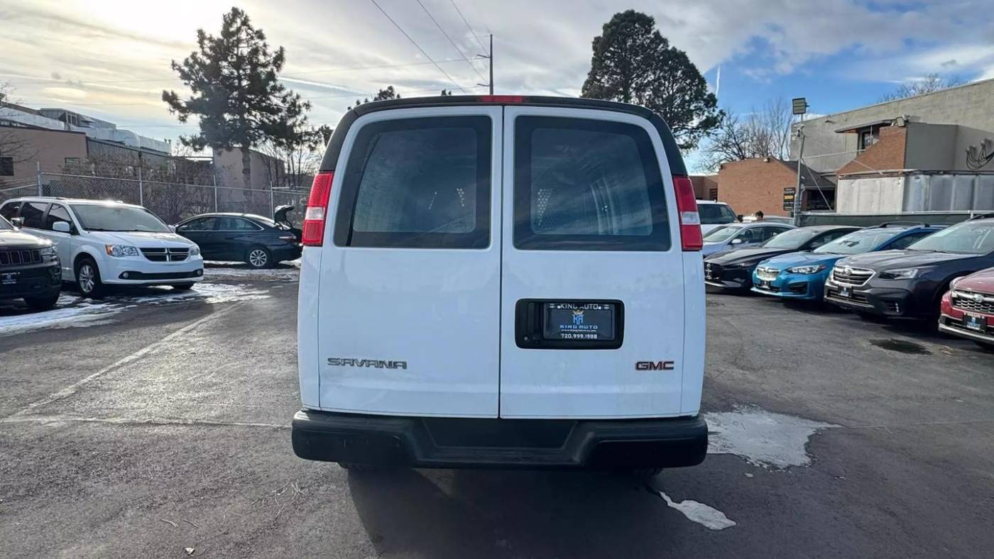 2021 gmc savana 2500