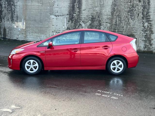 2013 toyota prius two
