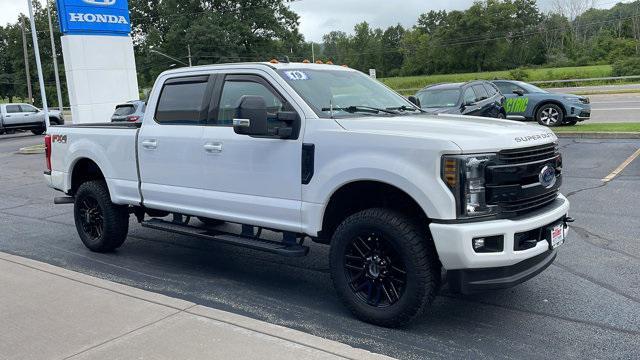 2019 ford f-350 lariat