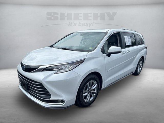 2022 toyota sienna limited 7-passenger