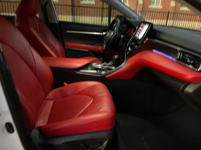 2021 toyota camry xse v6