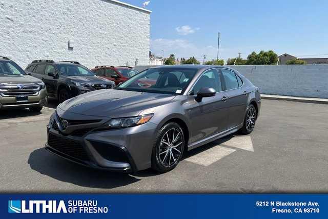 2021 toyota camry se