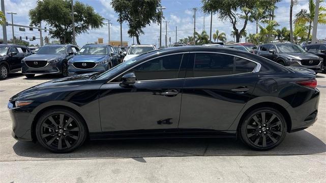 2022 mazda mazda3 awd w/premium package