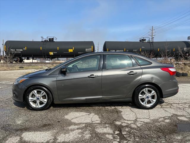 2014 ford focus se